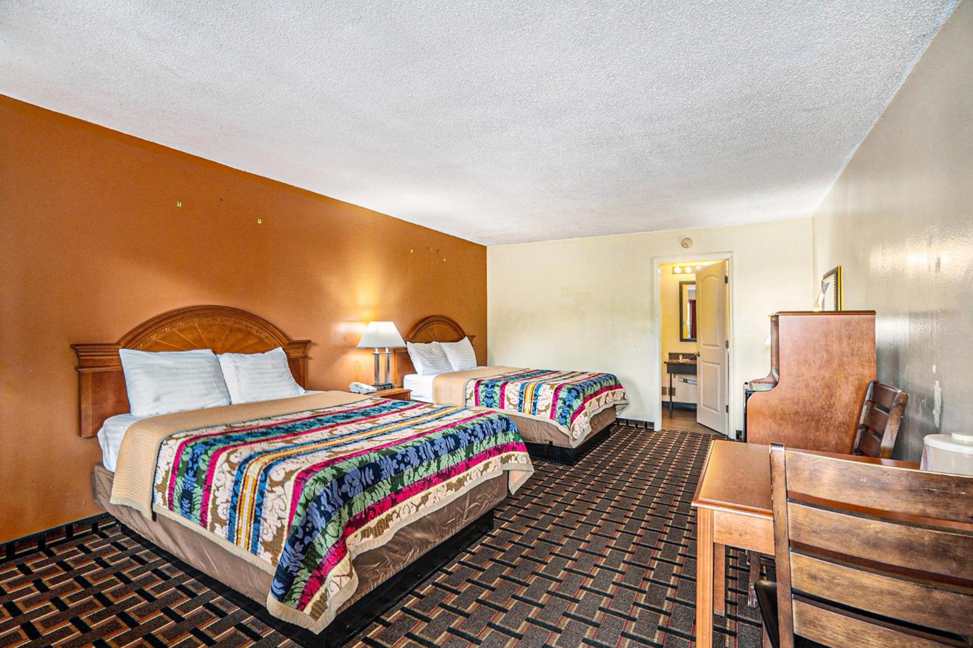 Great Lakes Inn & Suites South Haven Værelse billede